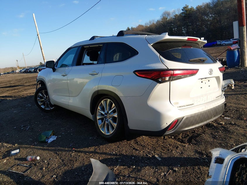 2023 Toyota Highlander Limited