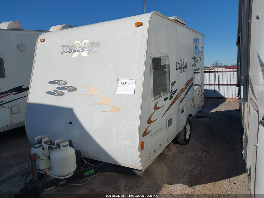 4WYT57A1391216680 2009 R-Vision Trail Lite photo 1