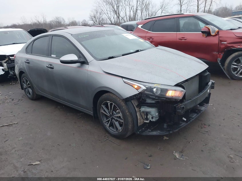 3KPF24ADXRE714607 2024 Kia Forte Lxs auction photo 1