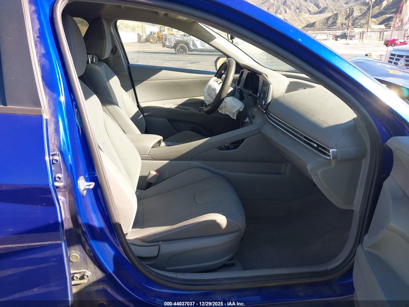 2023 Hyundai Elantra Hybrid Blue