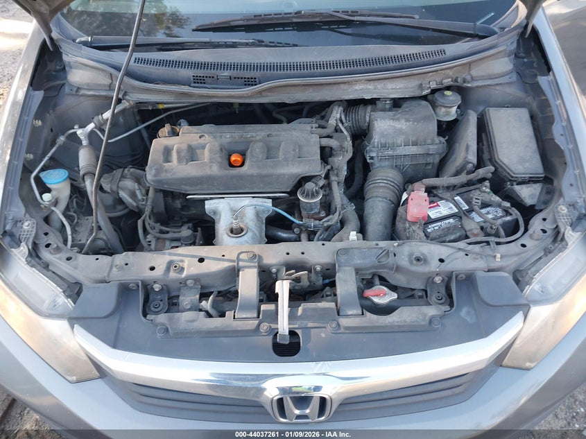 2012 Honda Civic 1.8 Hf grey Lot 111044037261 Vin 2HGFB2F69CH574013