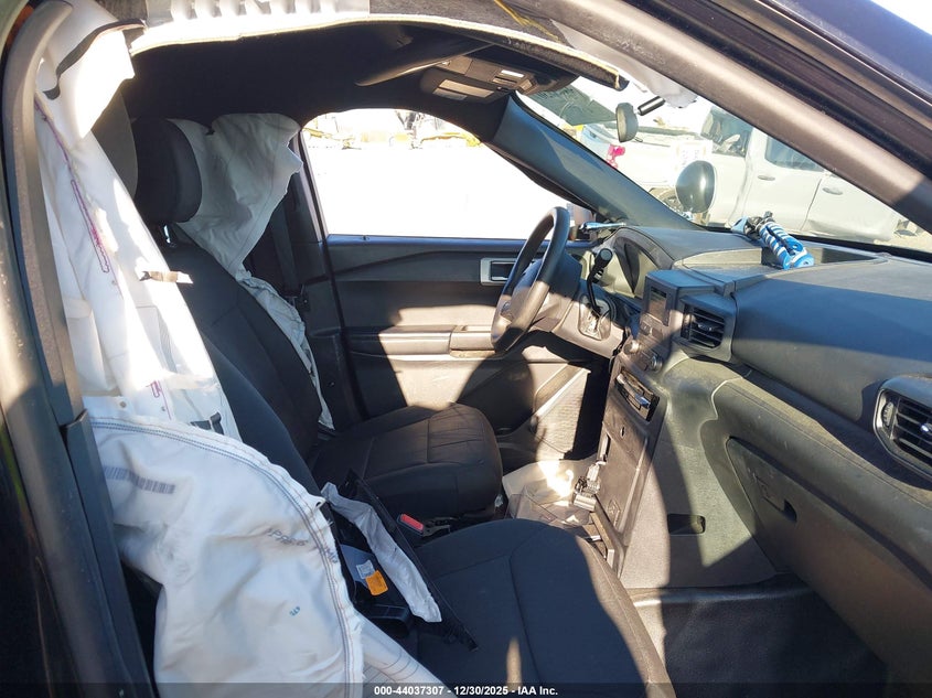 VIN 1FM5K8AB4LGD00856 2020 FORD POLICE INTERCEPTOR UTILITY