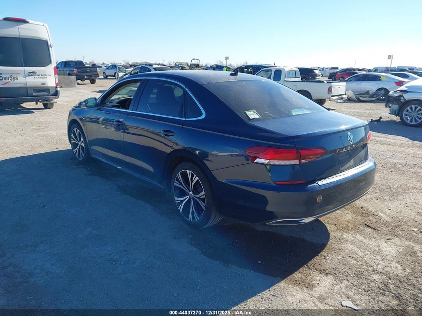 2022 Volkswagen Passat 2.0T Se