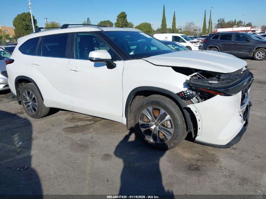 2023 Toyota Highlander Hybrid