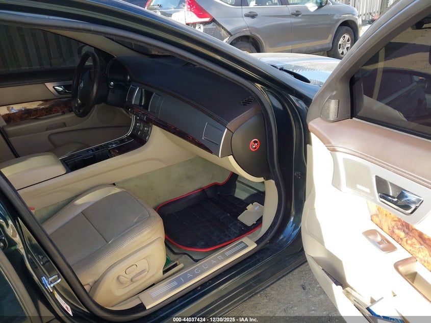 2010 Jaguar Xf Premium