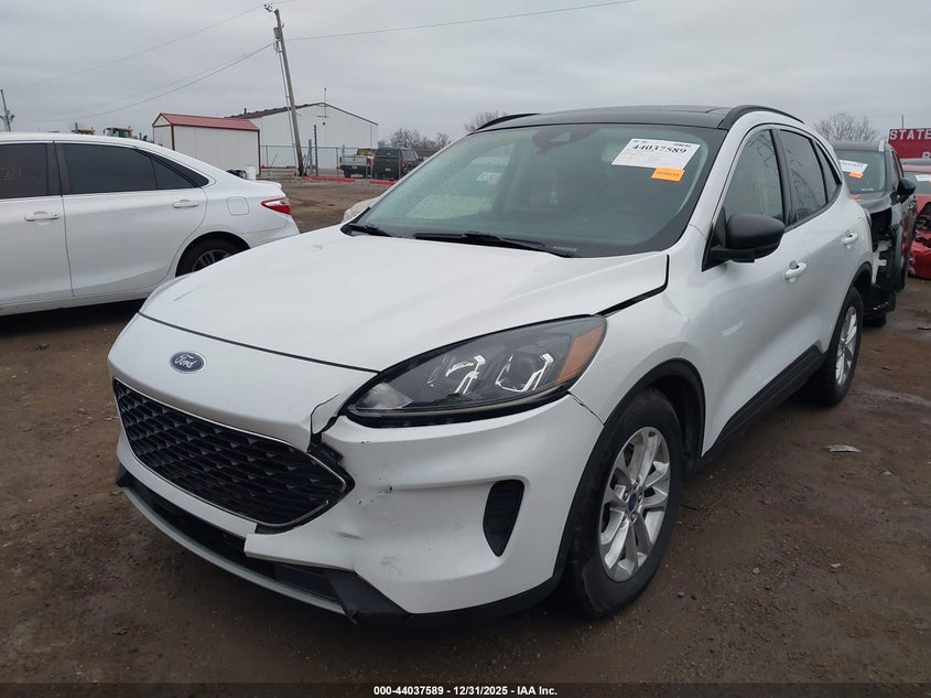2022 Ford Escape Se