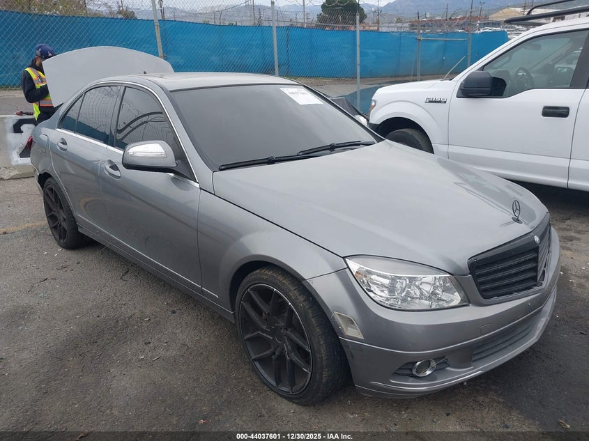 2009 Mercedes-Benz C 300 Luxury 4Matic/Sport 4Matic
