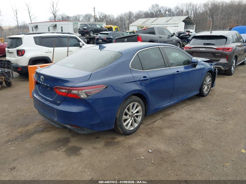2023 Toyota Camry Le