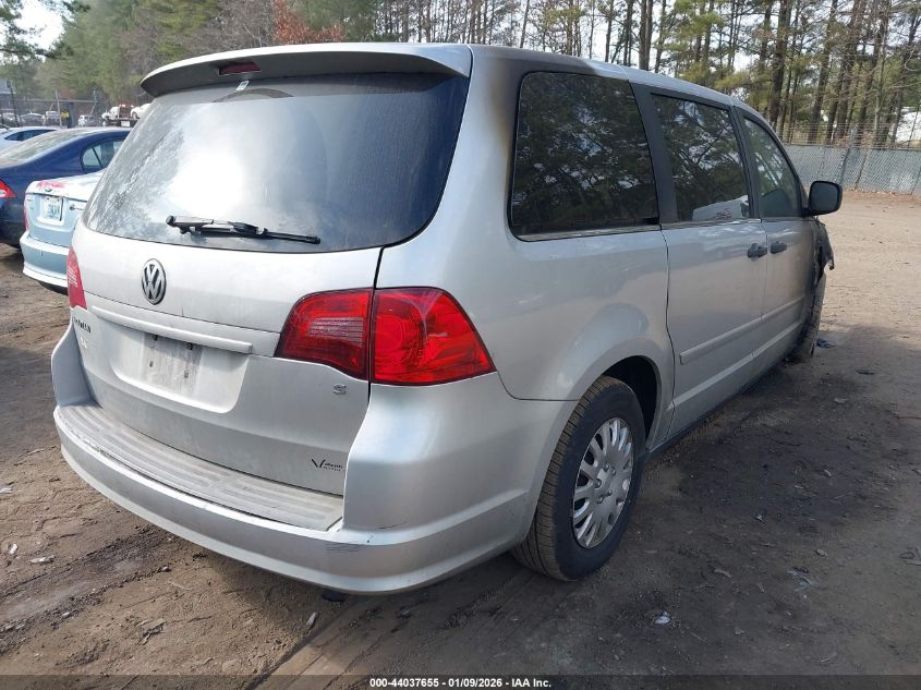 2010 Volkswagen Routan S