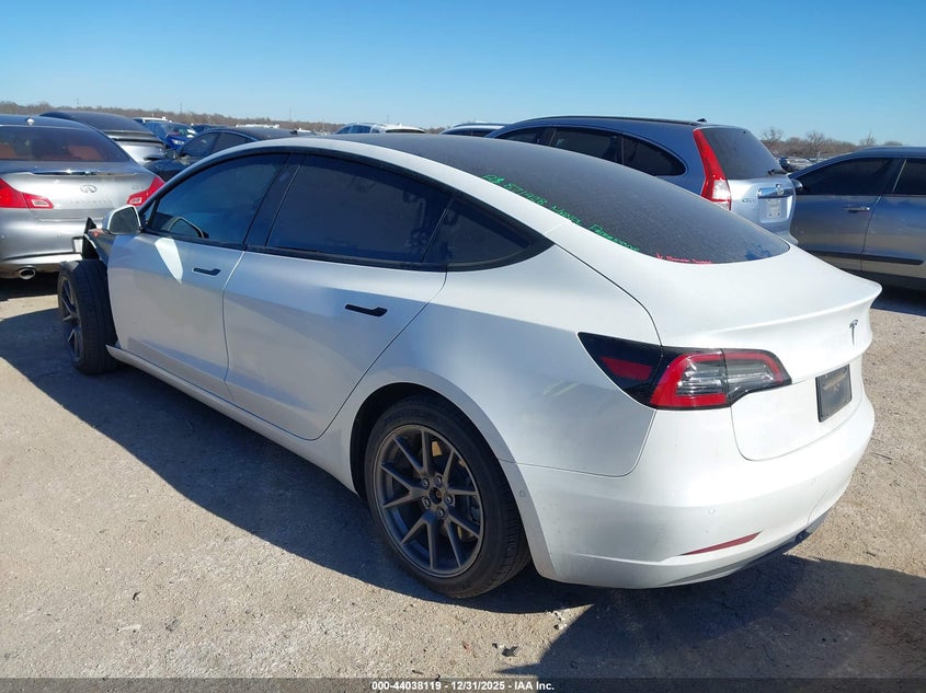 2021 Tesla Model 3 Standard Range Plus Rear-Wheel Drive