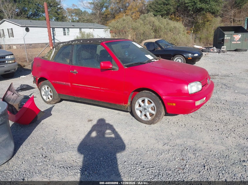 VOLKSWAGEN CABRIO 1999. Lot# 44038210. VIN 3VWBB81E0XM802032. Photo 1