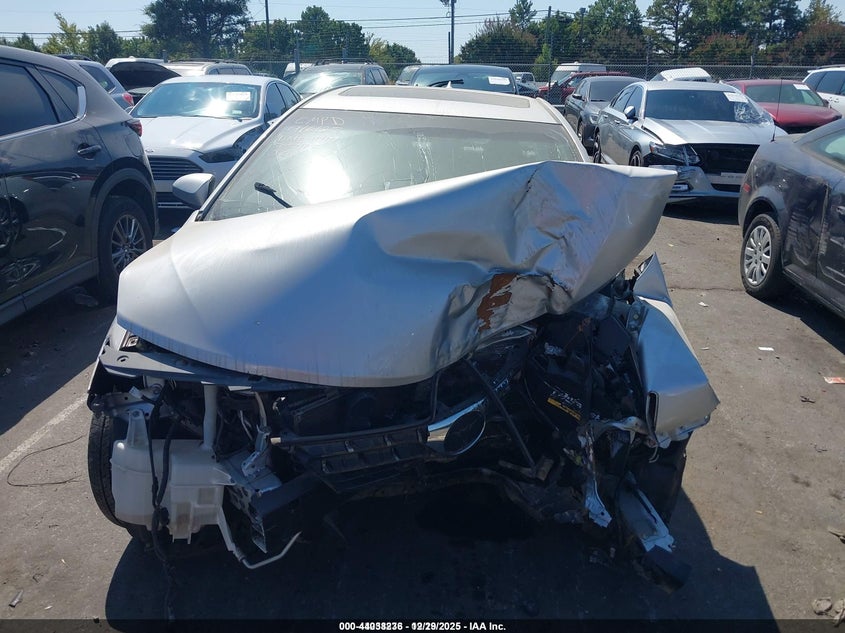 2012 Toyota Camry 3.5 Se V6/Xle V6 silver Lot 111044038236 Vin 4T1BK1FK4CUS05475