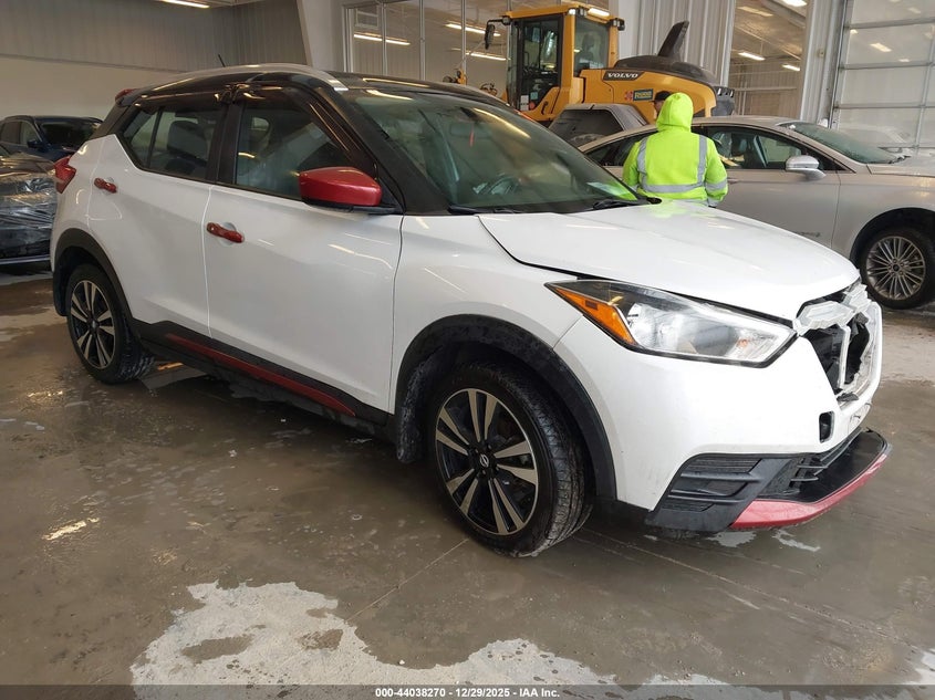 2019 Nissan Kicks Sv