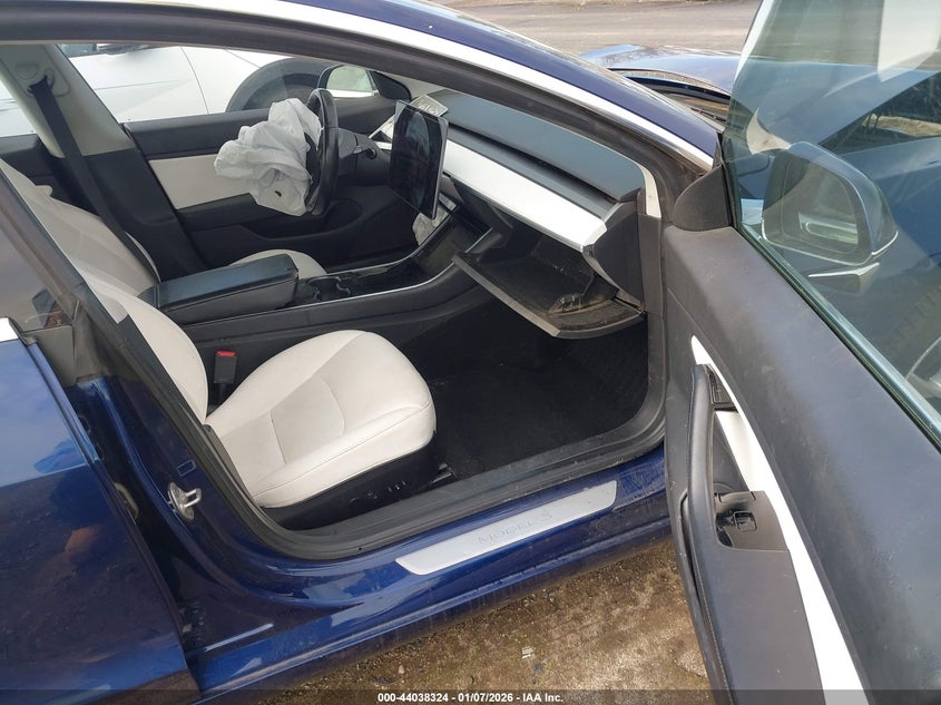 2019 Tesla Model 3 Long Range/Mid Range/Standard Range/Standard Range Plus