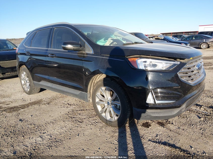 2019 Ford Edge Titanium