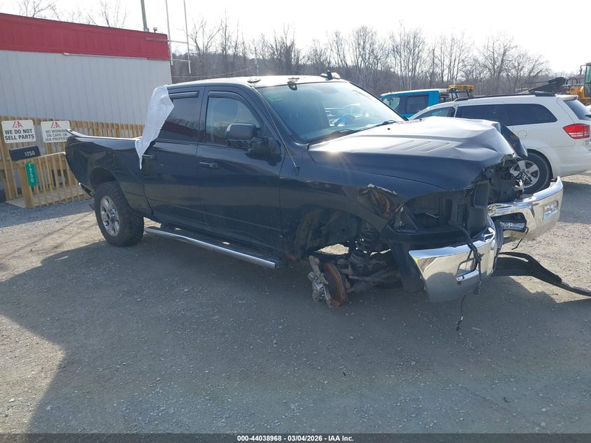 2018 RAM 3500 BIG HORN  4X4 6'4 BOX