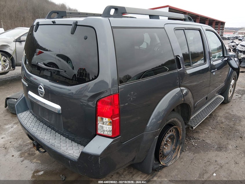 2011 Nissan Pathfinder Sv