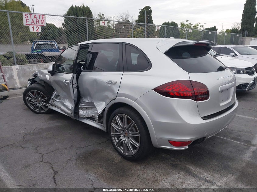 2014 Porsche Cayenne Gts