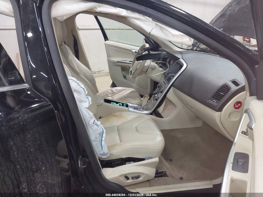 2012 Volvo Xc60 3.2 Premier