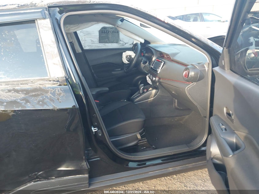 2025 Nissan Kicks Play S