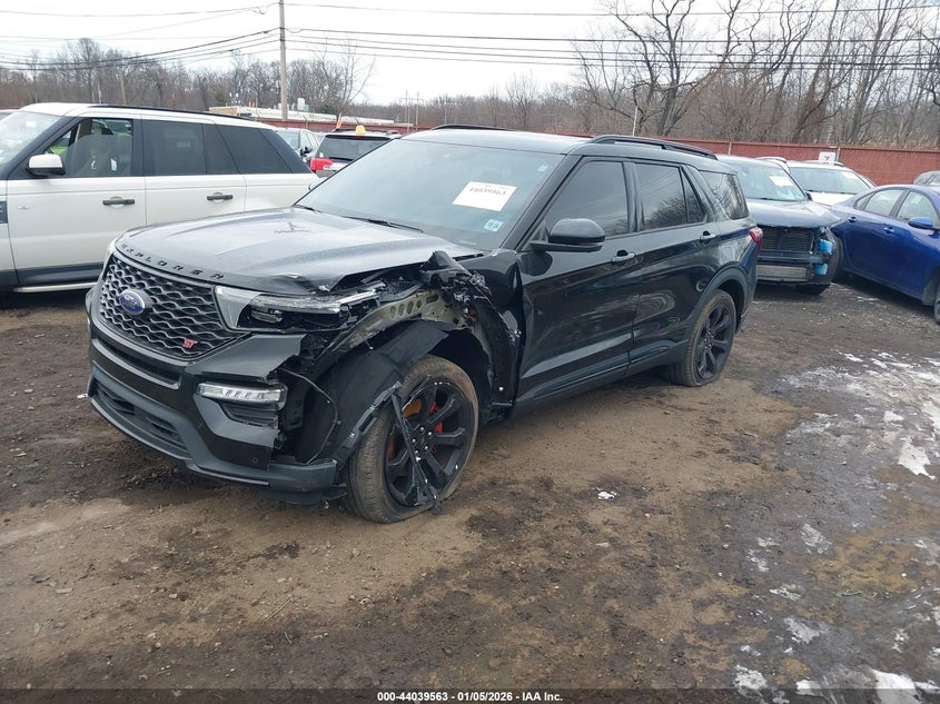 2021 Ford Explorer St