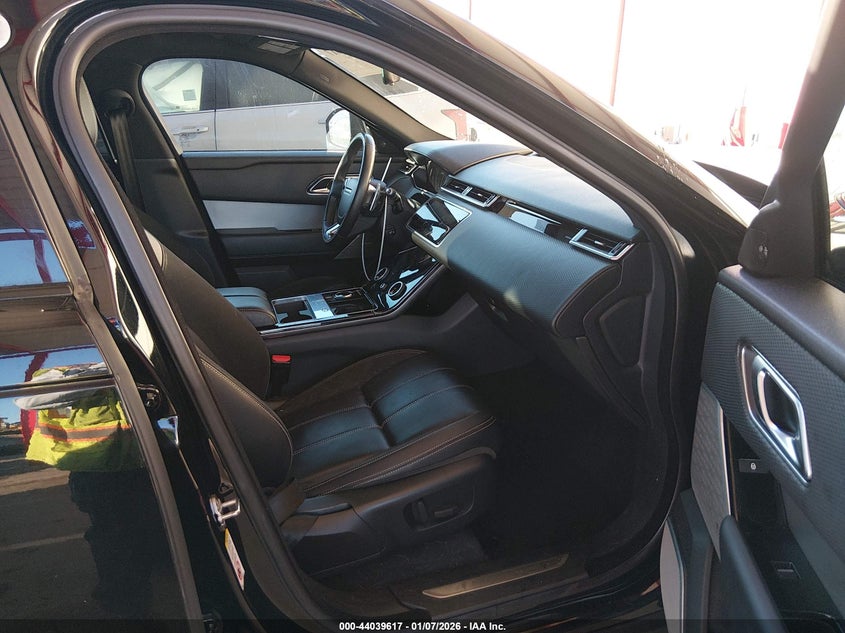 2019 Land Rover Range Rover Velar P250 R-Dynamic Se