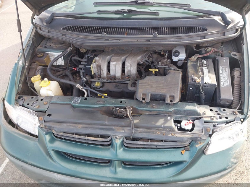 1998 Dodge Caravan Se VIN: 1B4GP45R5WB721546 Lot: 44039844