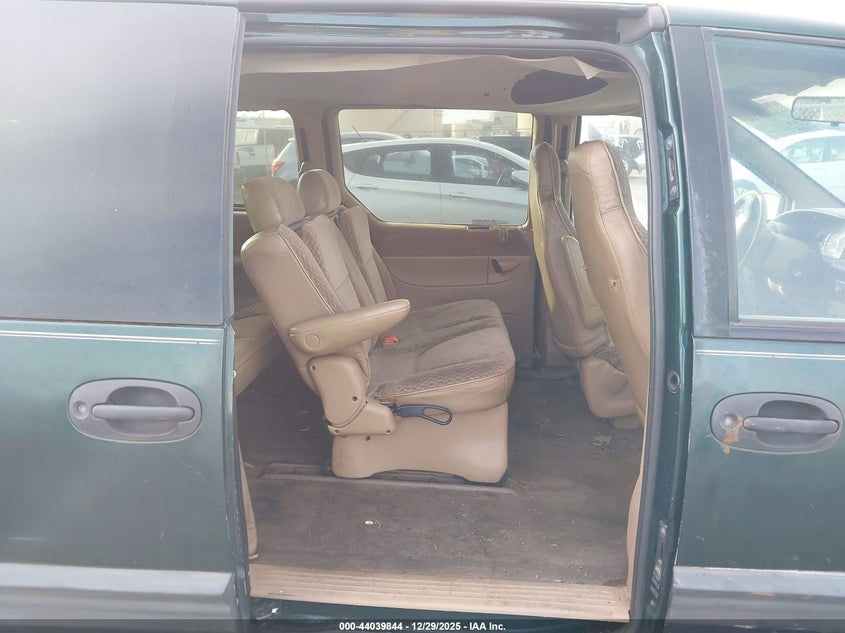 1998 Dodge Caravan Se VIN: 1B4GP45R5WB721546 Lot: 44039844