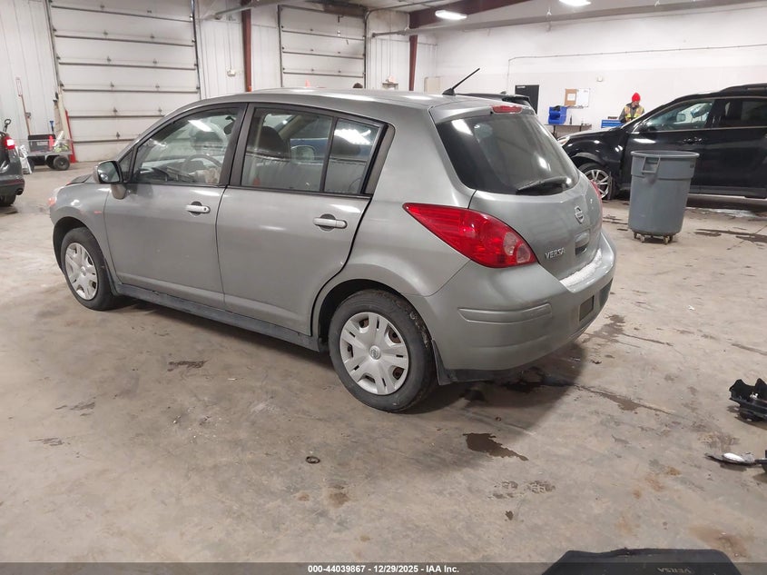 2010 Nissan Versa 1.8S