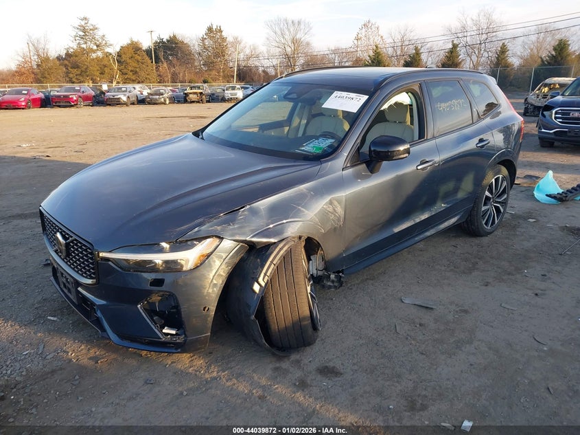 2024 Volvo Xc60 B5 Plus Dark Theme