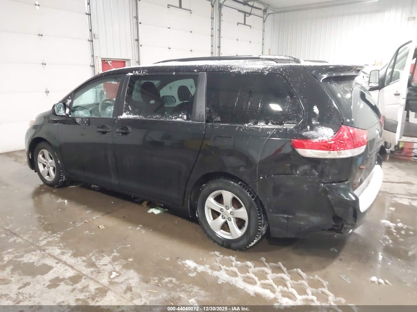 2011 Toyota Sienna Le V6