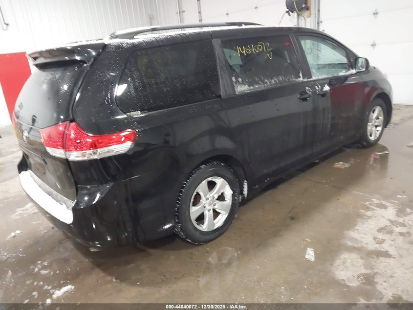 2011 Toyota Sienna Le V6
