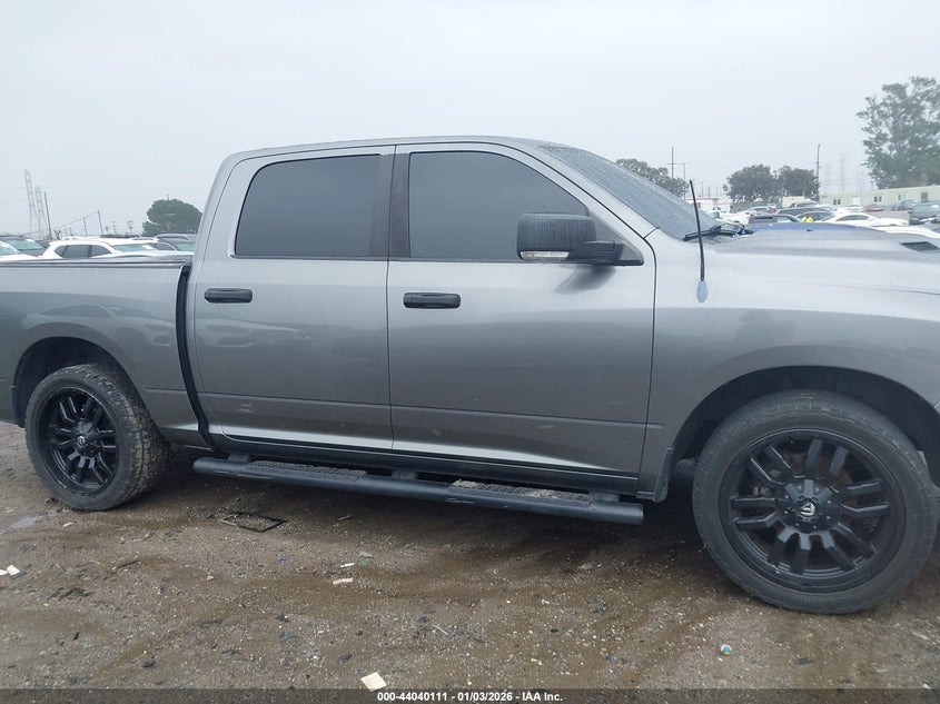 1C6RD6MT5CS182183 2012 Ram 1500 5.7 Ram Sport grey