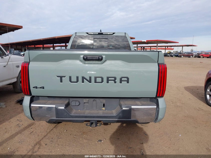 2022 Toyota Tundra Sr5 VIN: 5TFLA5DA8NX043588 Lot: 44040173