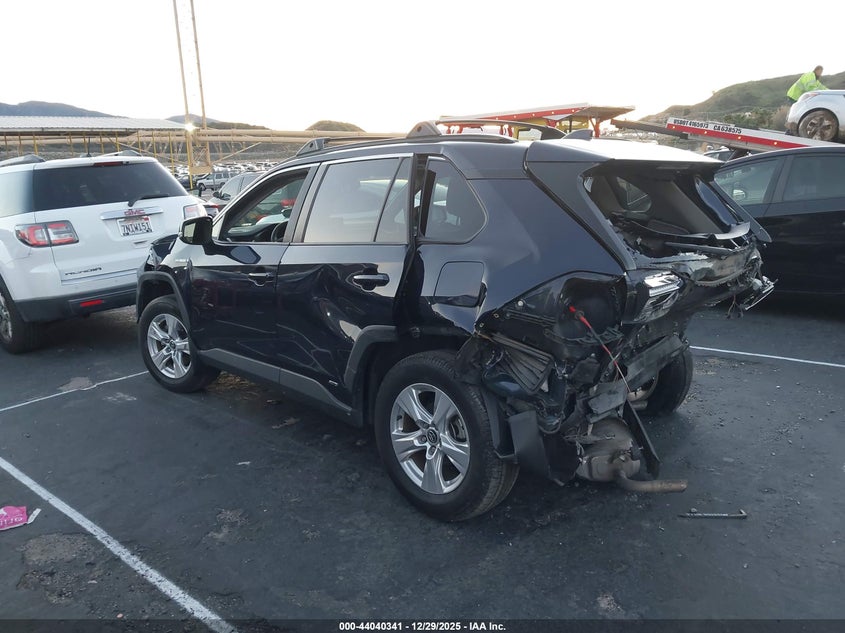 2021 Toyota Rav4 Hybrid Xle 4T3R6RFV7MU011978 photo #4