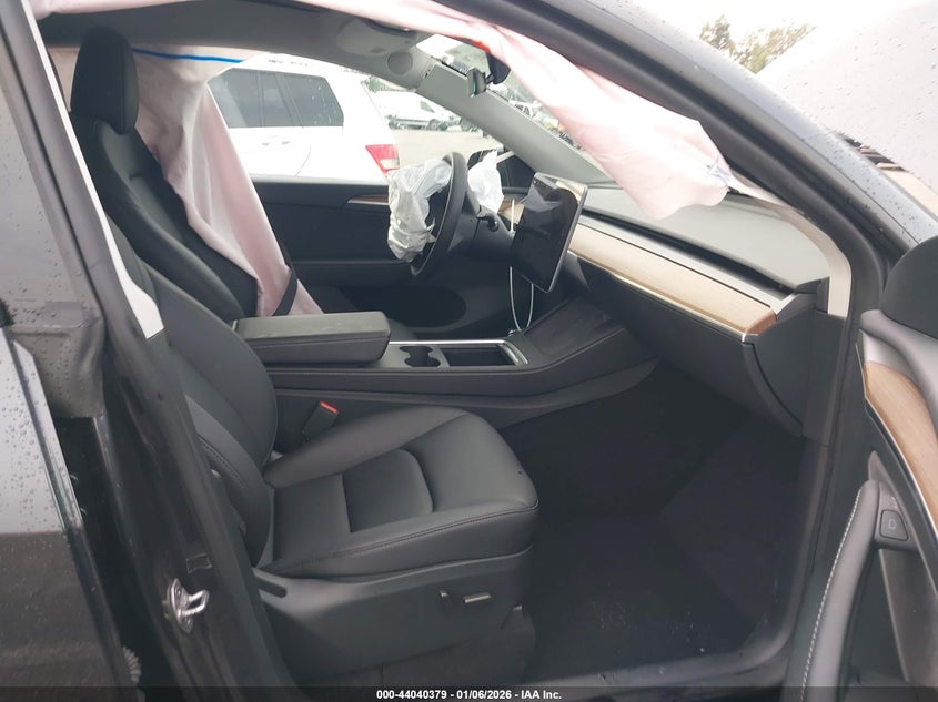 2024 Tesla Model Y Rwd