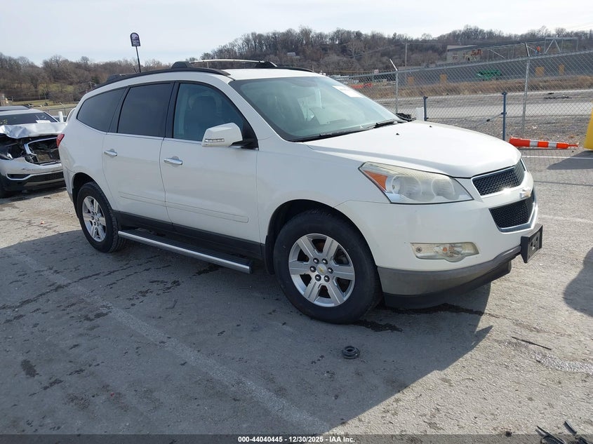 1GNKRJED4BJ411552 2011 Chevrolet Traverse 2Lt auction photo 1