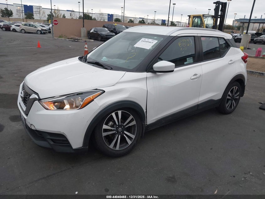 VIN 3N1CP5CU2JL536833 2018 NISSAN KICKS SV