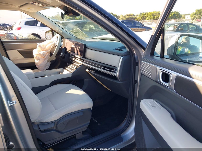 2025 Hyundai Santa Fe Se