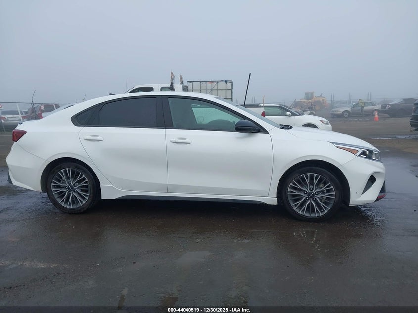 2024 Kia Forte Gt-Line VIN: 3KPF54AD5RE821958 Lot: 44040519