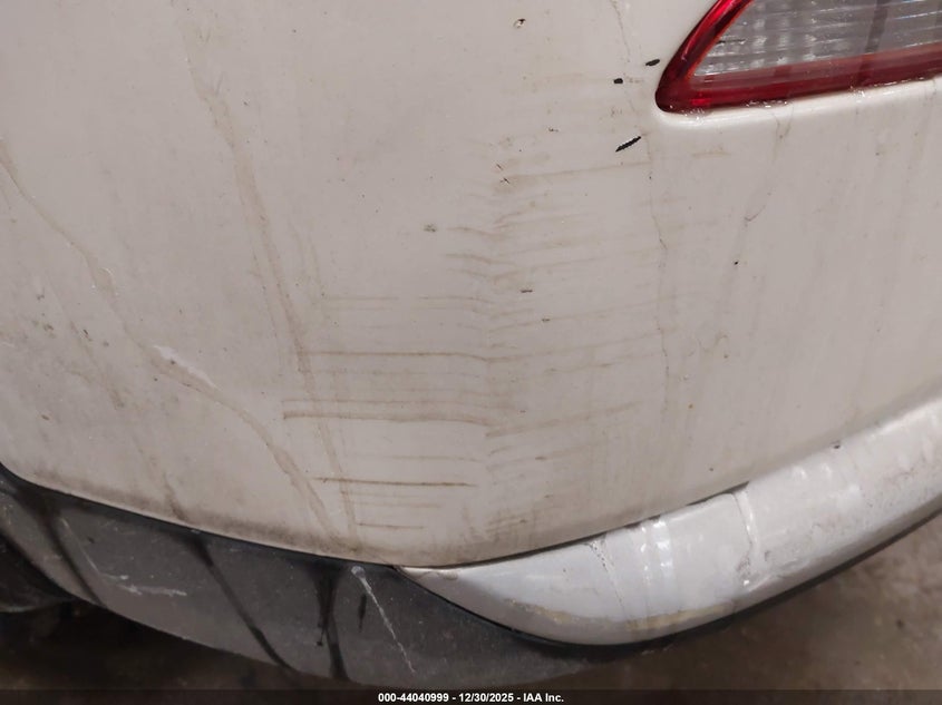 VIN KNDCB3LCXH5085975 2017 KIA NIRO LX