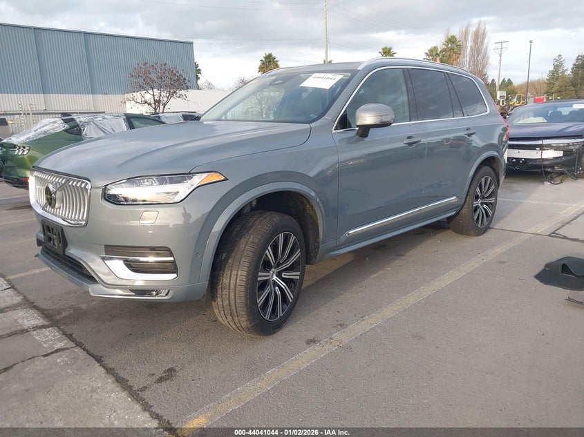 2023 Volvo Xc90 B6 Plus 6-Seater