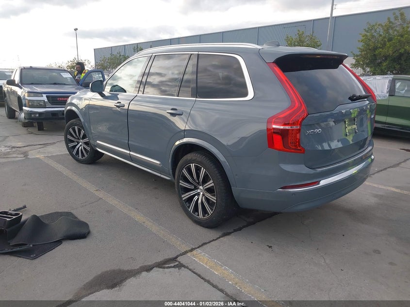 2023 Volvo Xc90 B6 Plus 6-Seater