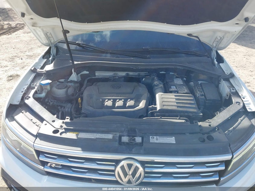 VIN 3VV4B7AX6JM168290 2018 VOLKSWAGEN TIGUAN 2.0T SEL PREMIUM