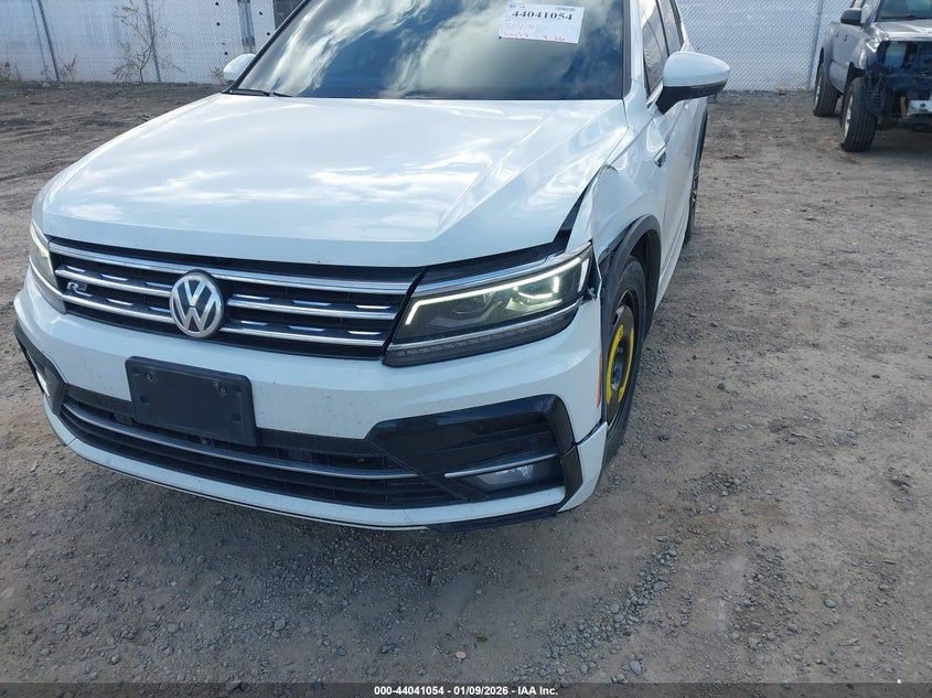 VIN 3VV4B7AX6JM168290 2018 VOLKSWAGEN TIGUAN 2.0T SEL PREMIUM