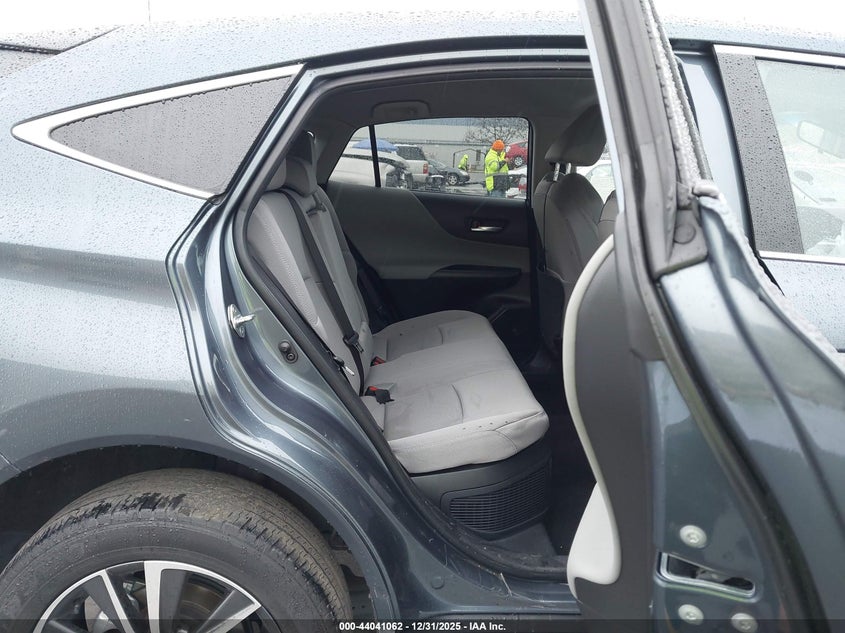 2023 Toyota Venza Le VIN: JTEAAAAH5PJ132974 Lot: 44041062