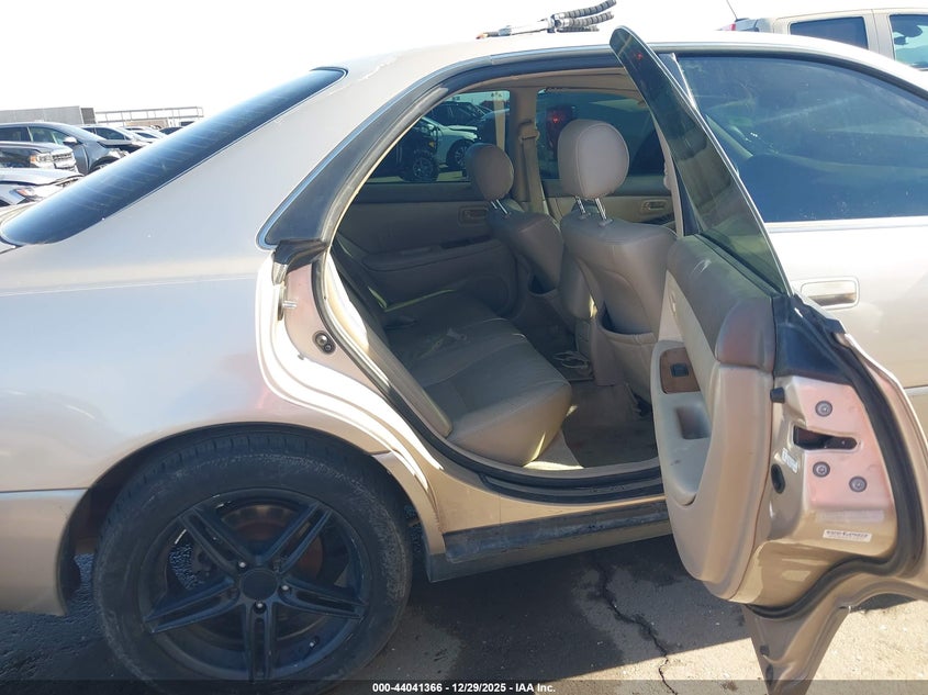 2000 Lexus Es 300 VIN: JT8BF28G4Y5076175 Lot: 44041366