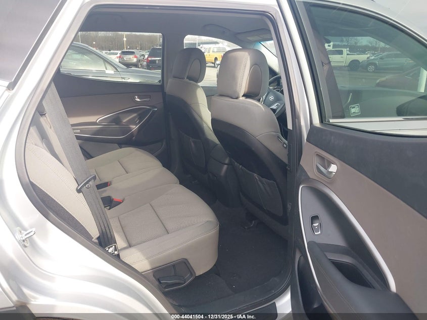 VIN 5XYZUDLB0HG389034 2017 HYUNDAI SANTA FE SPORT 2.4L