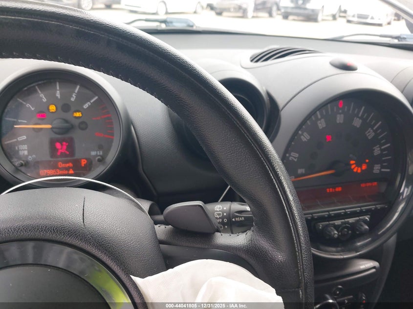 2015 Mini Paceman Cooper S VIN: WMWSS5C59FWT84452 Lot: 44041805