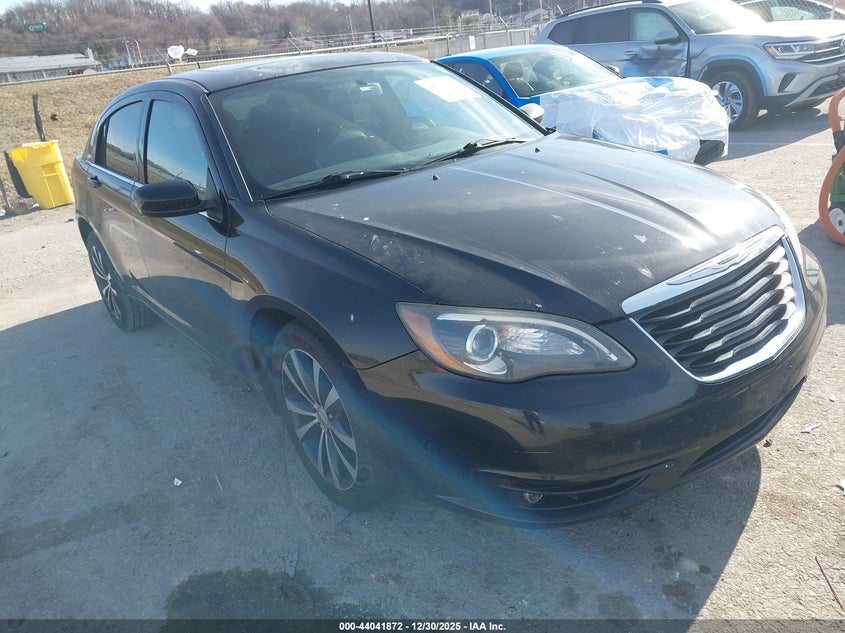 1C3CCBHG2CN174309 2012 Chrysler 200 S auction photo 1